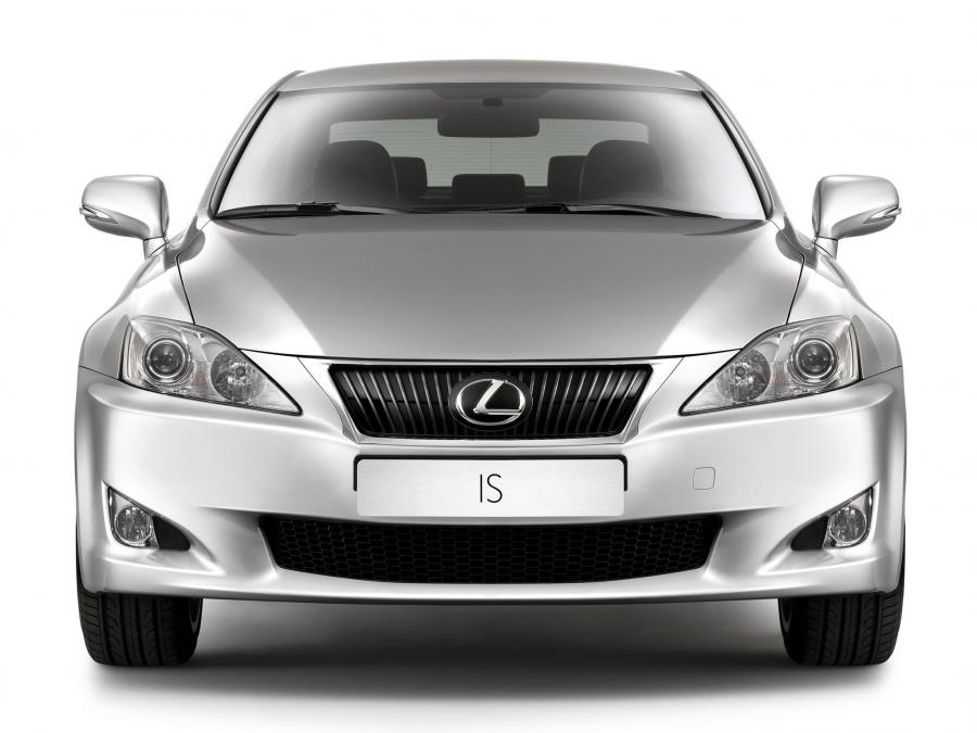  Lexus IS250 2008 года  (EU) (фото 2 из 7)